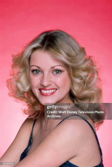 Lorna Patterson Net Worth