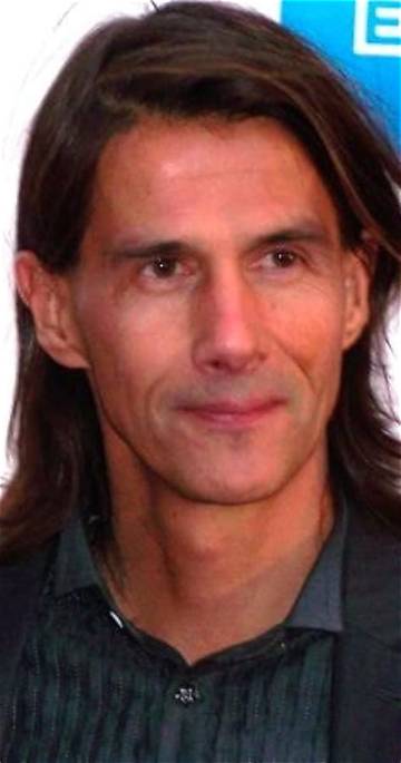 Lothaire Bluteau Net Worth