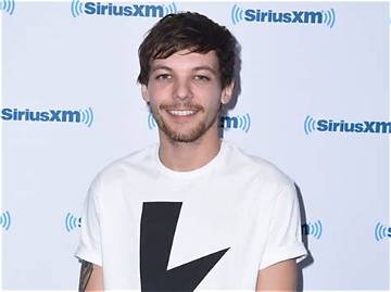 Louis Tomlinson Net Worth