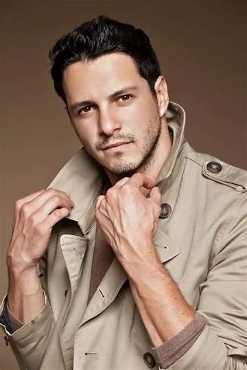 Lucho Gatica Net Worth