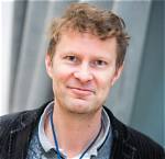 Luke Harding Net Worth