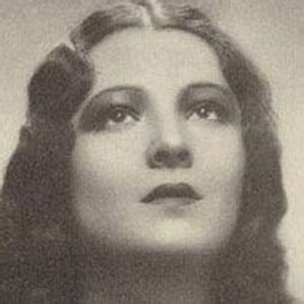 Lupita Tovar Net Worth