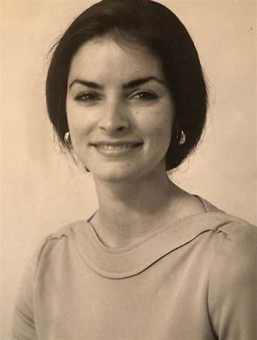 Lydia Ann Brown - Net Worth 2018, Bio & Wiki