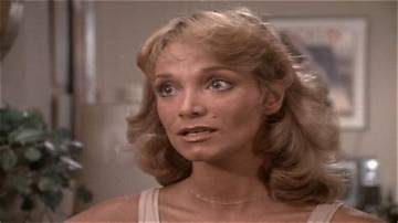 Lynne Marta Net Worth