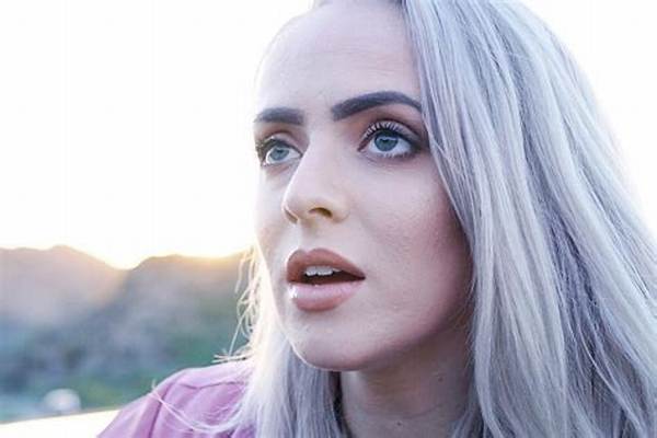 Madilyn Bailey Net Worth