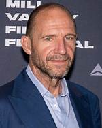 Magnus Fiennes Net Worth