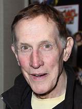 Mark Metcalf Net Worth