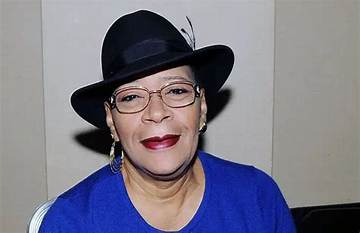 Marsha Warfield Net Worth