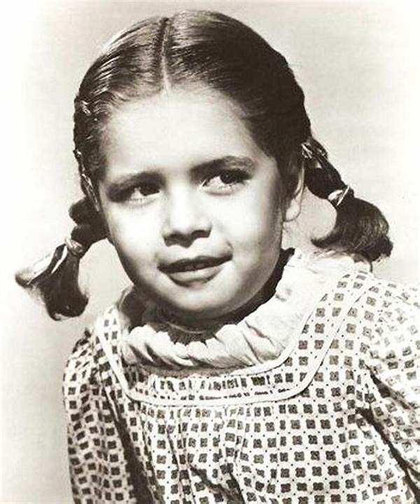 Mary Jane Saunders Net Worth