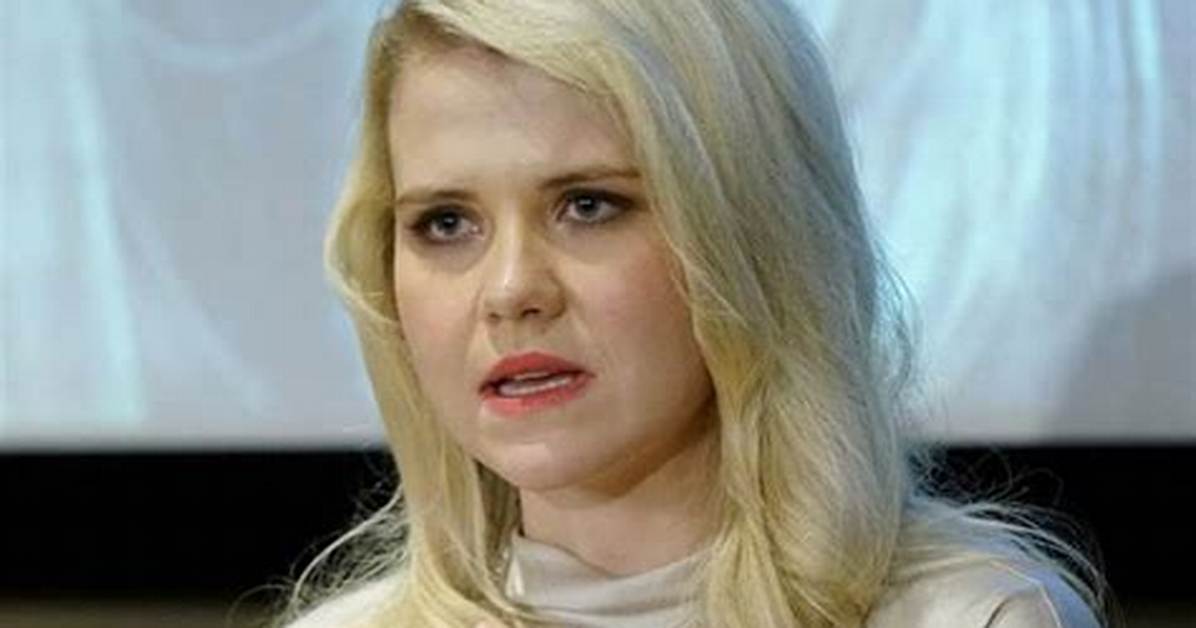 Mary Katherine Smart Net Worth