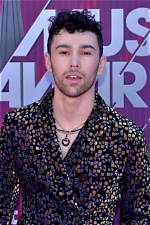 Max Schneider Net Worth