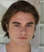 Maximillian Roeg Net Worth