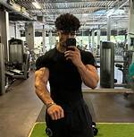 Mehran Farhat Net Worth