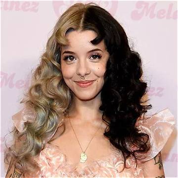Melanie Jackson Net Worth