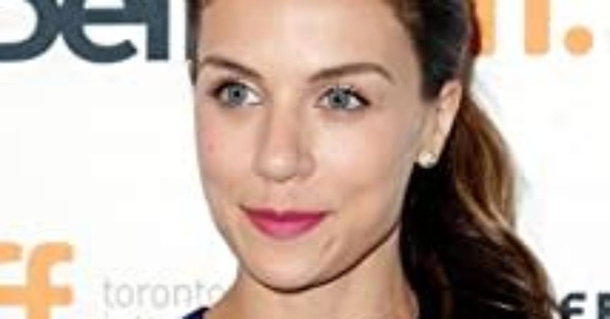 Melanie Merkosky Net Worth