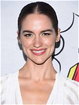 Melanie Scrofano Net Worth