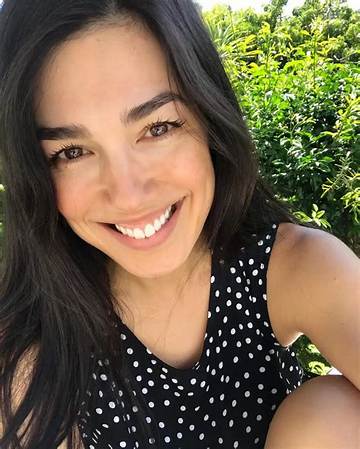 Melanie Vallejo Net Worth
