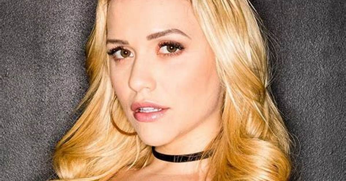 Mia Malkova Net Worth