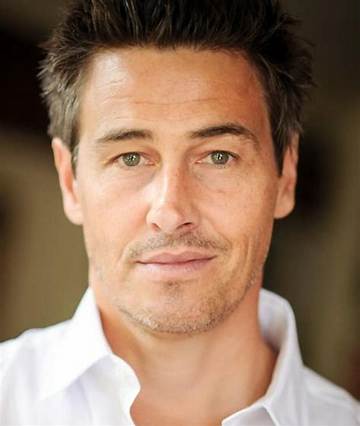 Michael Houston King Net Worth