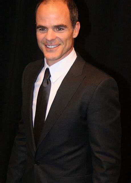 Michael Kelly Net Worth