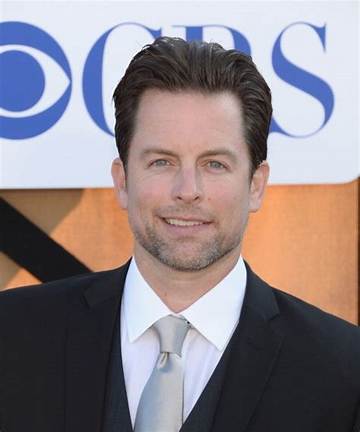 Michael Muhney Net Worth