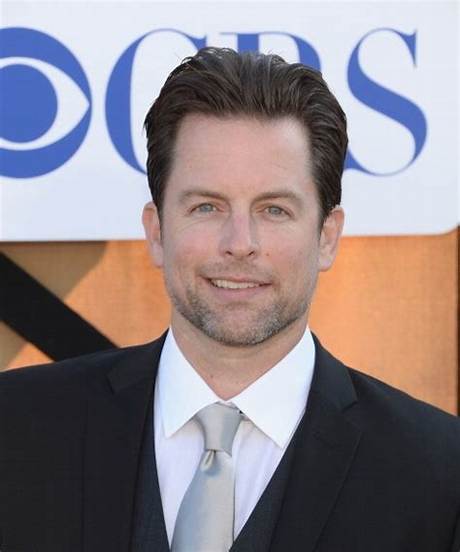 Michael Muhney Net Worth