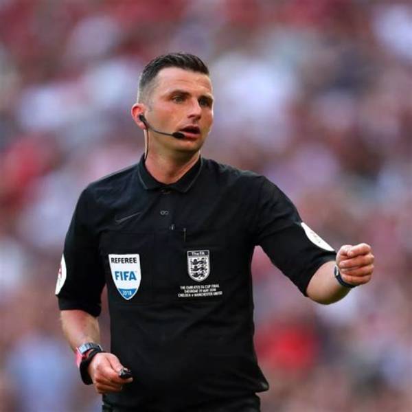 Michael Oliver Net Worth