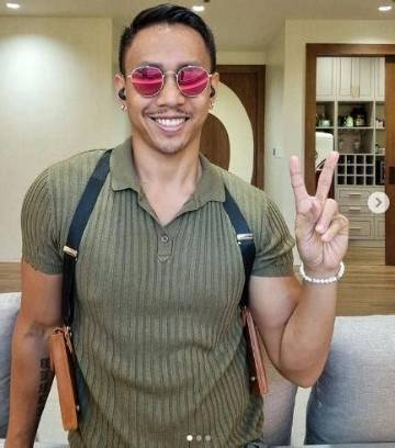 Mikey Bustos Net Worth