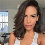 Mina Olivera Net Worth