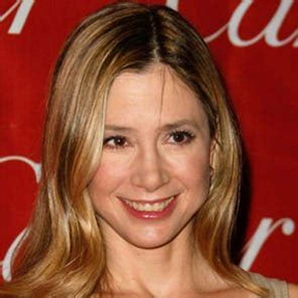 Mira Sorvino Net Worth
