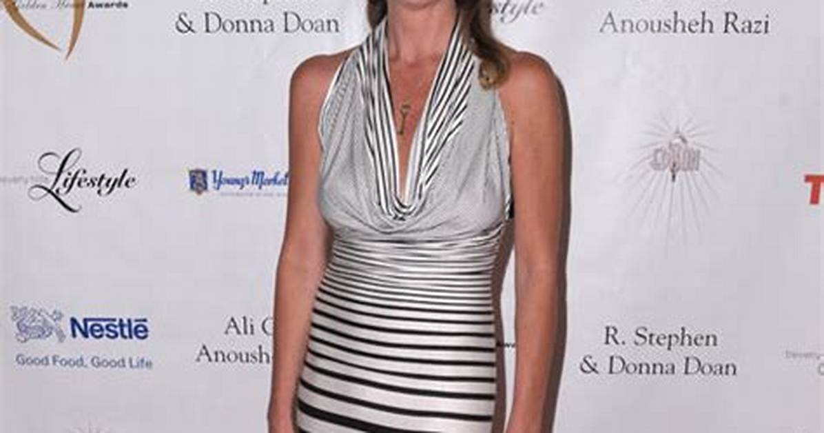Mo Collins Net Worth
