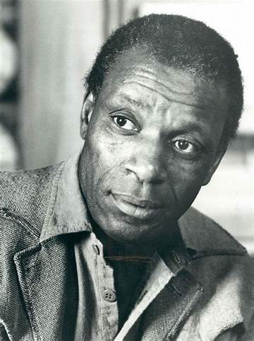 Moses Gunn Net Worth