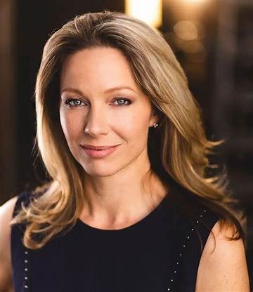 Nahanni Johnstone Net Worth