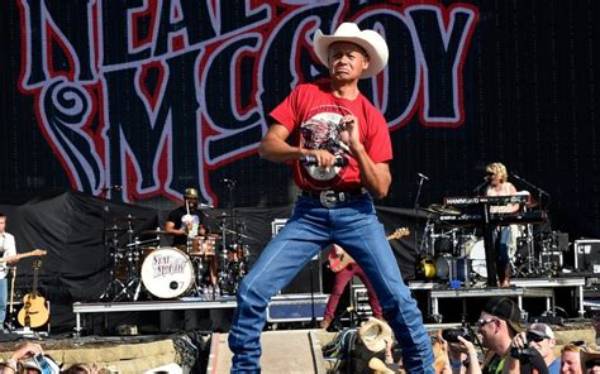 Neal Mccoy Net Worth