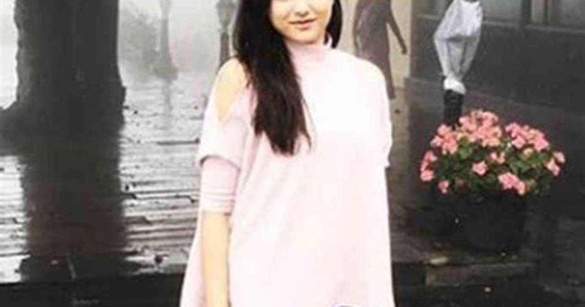 Neha Bamb Net Worth