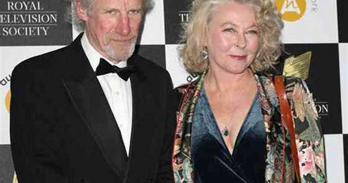 Nicholas Farrell Net Worth