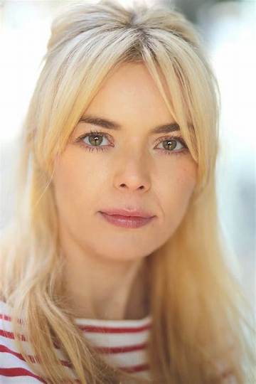 Nina Aimer Fox Net Worth