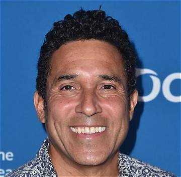 Oscar Nunez Net Worth
