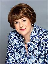 Pam Ayres Net Worth