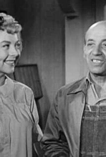 Pamela Britton Net Worth