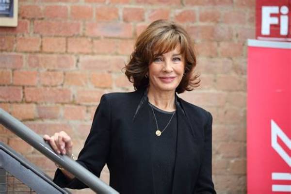Paola Archer Net Worth