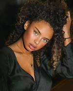 Paola Menacho Net Worth