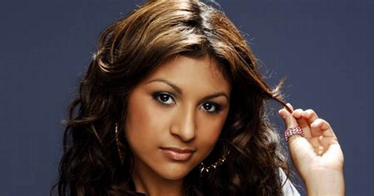 Paula Deanda Net Worth