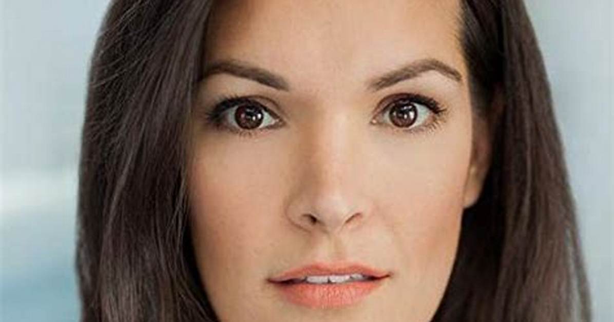 Paula Giroday Net Worth
