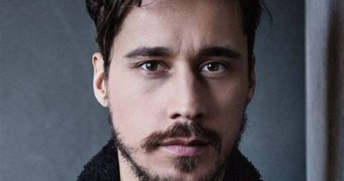 Peter Gadiot Net Worth