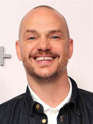 Peter Paige Net Worth