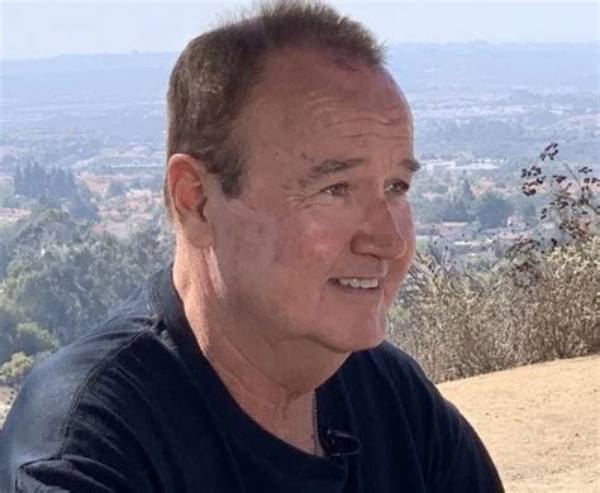 Peter Robbins Net Worth