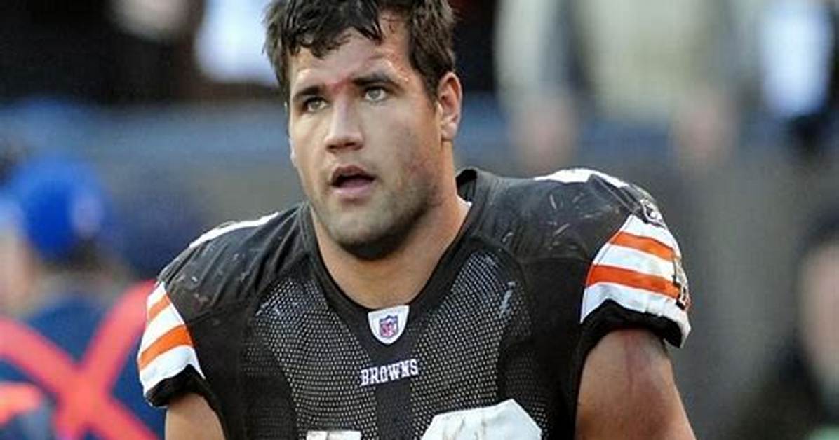 Peyton Hillis Net Worth