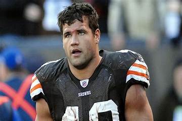 Peyton Hillis Net Worth