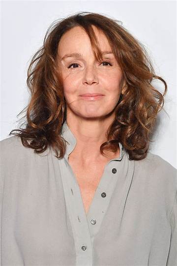 Philippine Leroy-Beaulieu Net Worth